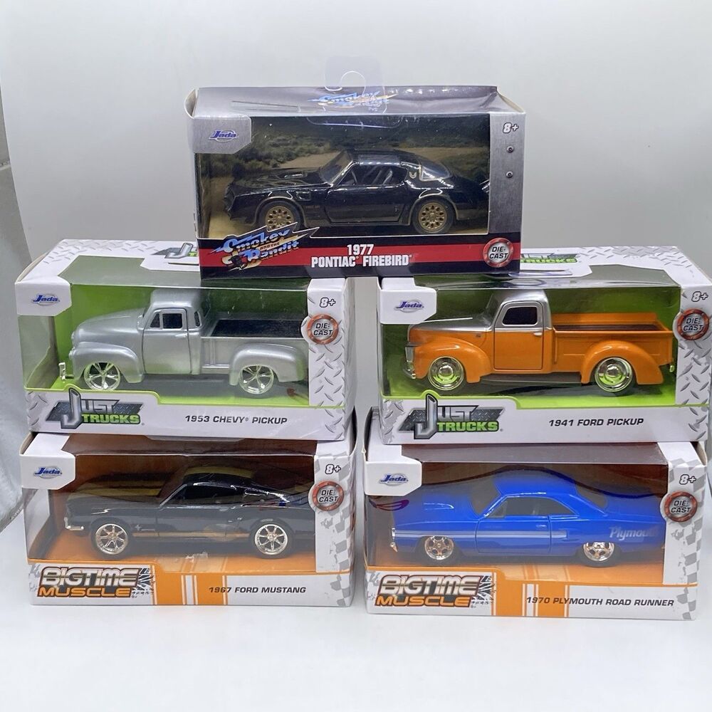 Jada TOYS 1/32 Lot 5 Smokey  bandit 53 Chevy pickup 41 Ford  Pickup 67 Mustang